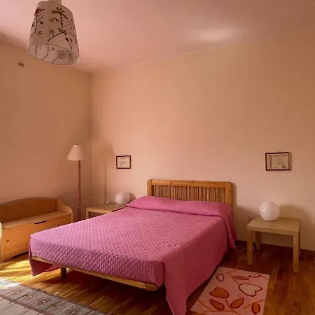Spacious In With Garden Nyaraló Lapedona