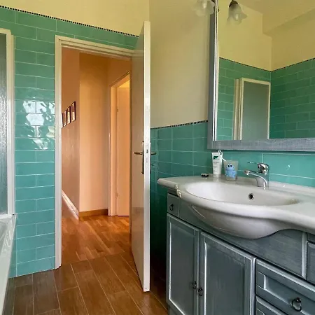 Spacious In With Garden Lapedona